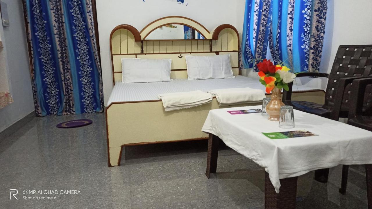 Hostel Buddha Khajurāho Pokoj fotografie